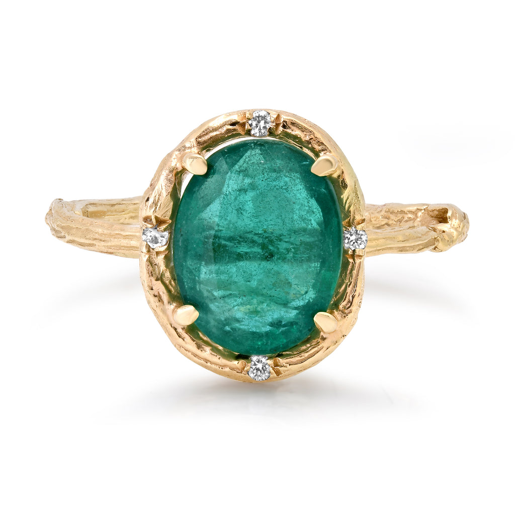Oval Emerald Ring