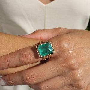 Emerald Light Ring