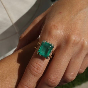 Emerald Light Ring