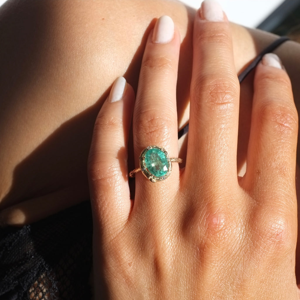 Oval Emerald Ring