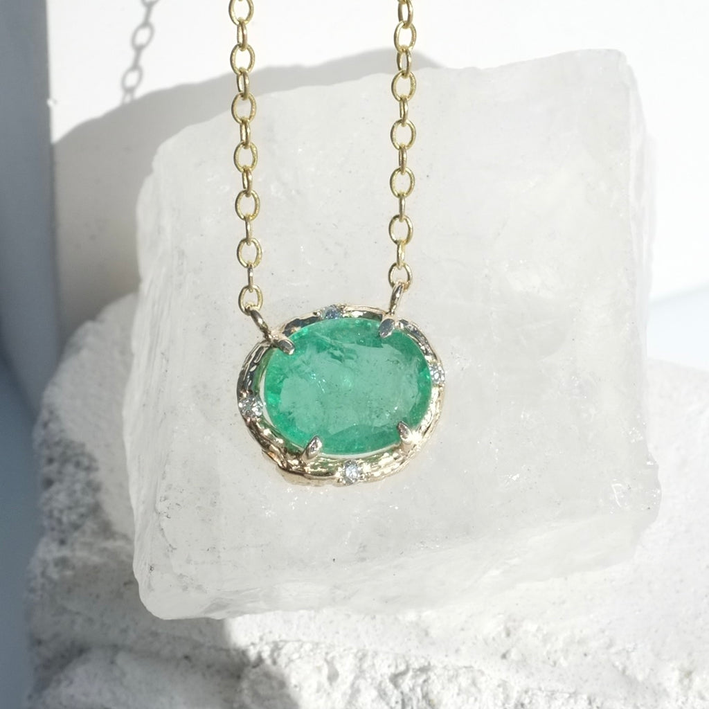 Emerald Oval Necklace