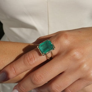 Emerald Light Ring