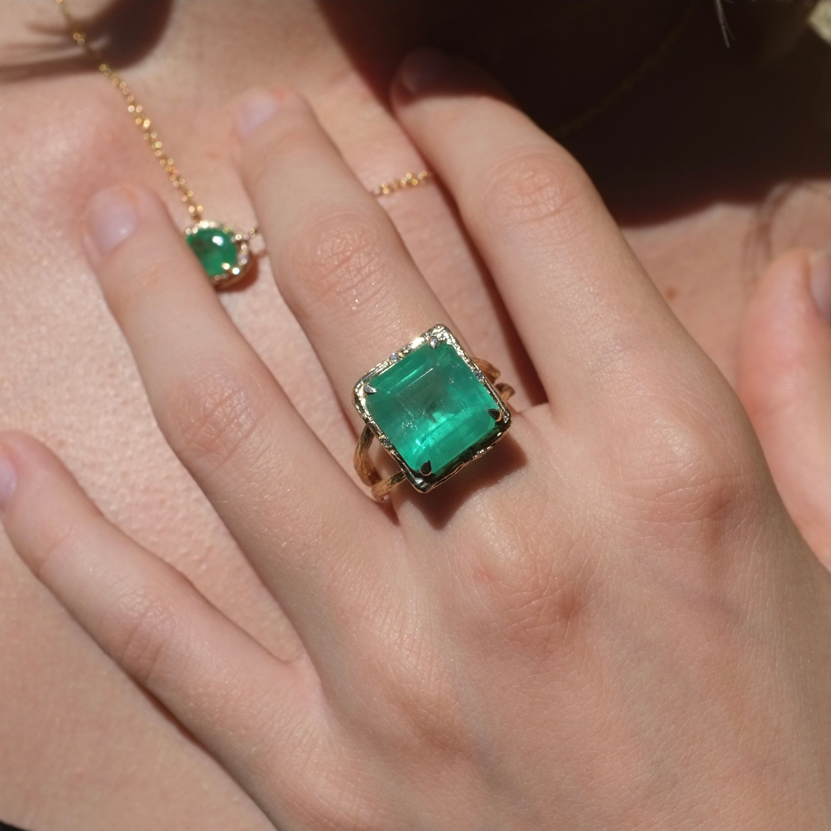 Brazilian Emerald Willow Double Band Ring photographed on a model